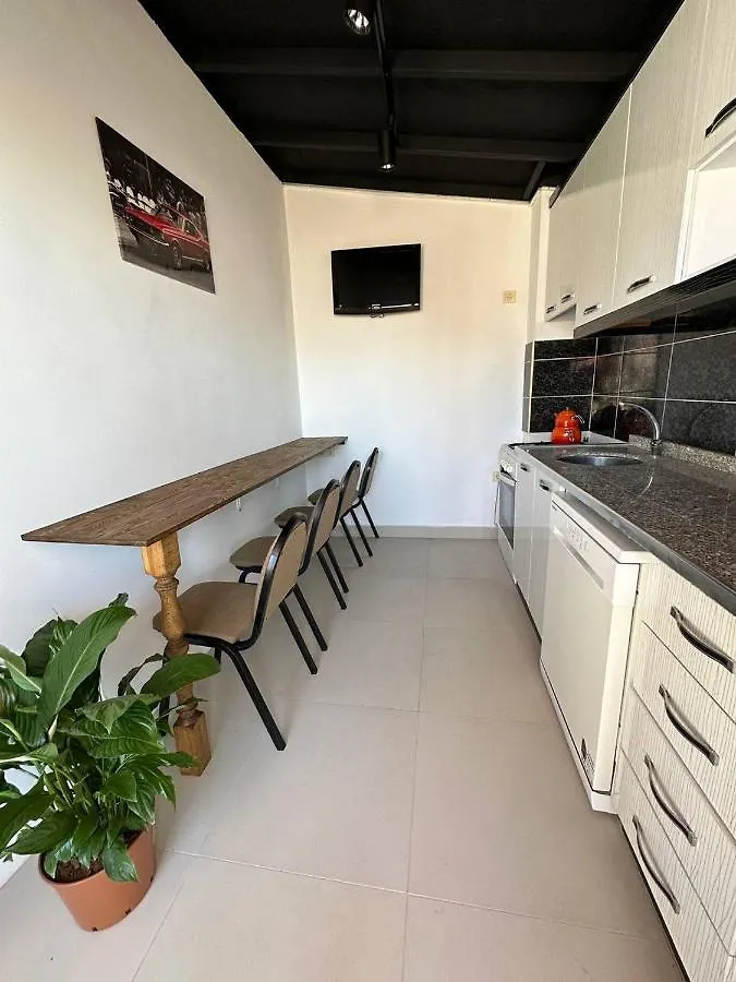 Deer Hostel & Hotel Antalya
