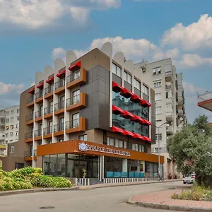 Otel Wolf Of The City & Spa, Antalya