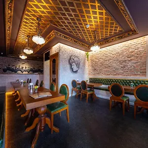tria-elegance.istanbul-turkeyhotels.com/
