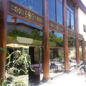 3* Отель Perla